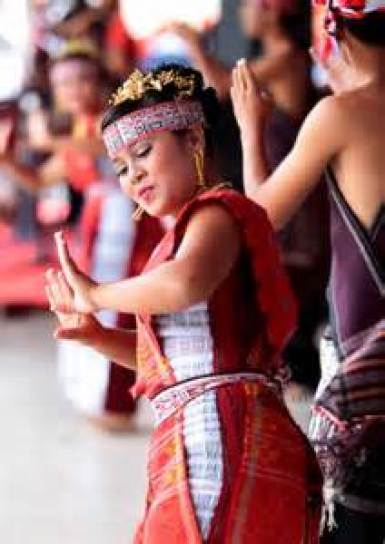 Batak Dance (TORTOR)
